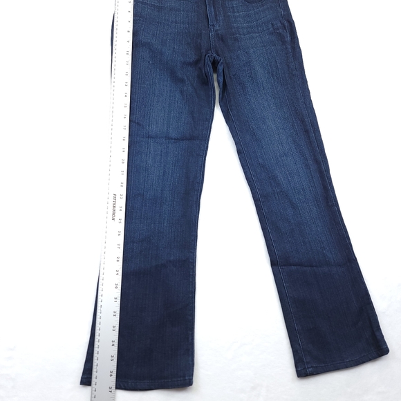 Paige Manhattan Jeans Blue Denim Dark Wash Mid Rise Womens Size 29x27 - Picture 4 of 10